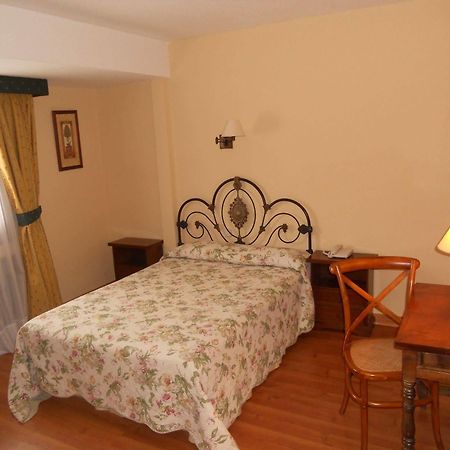 Hotel Rural Las Postas 나바쎄라다 외부 사진
